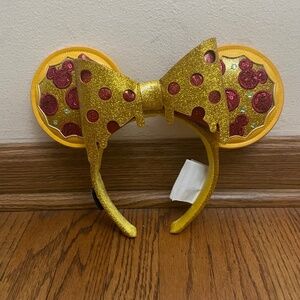 Disney Eats Pizza Ears